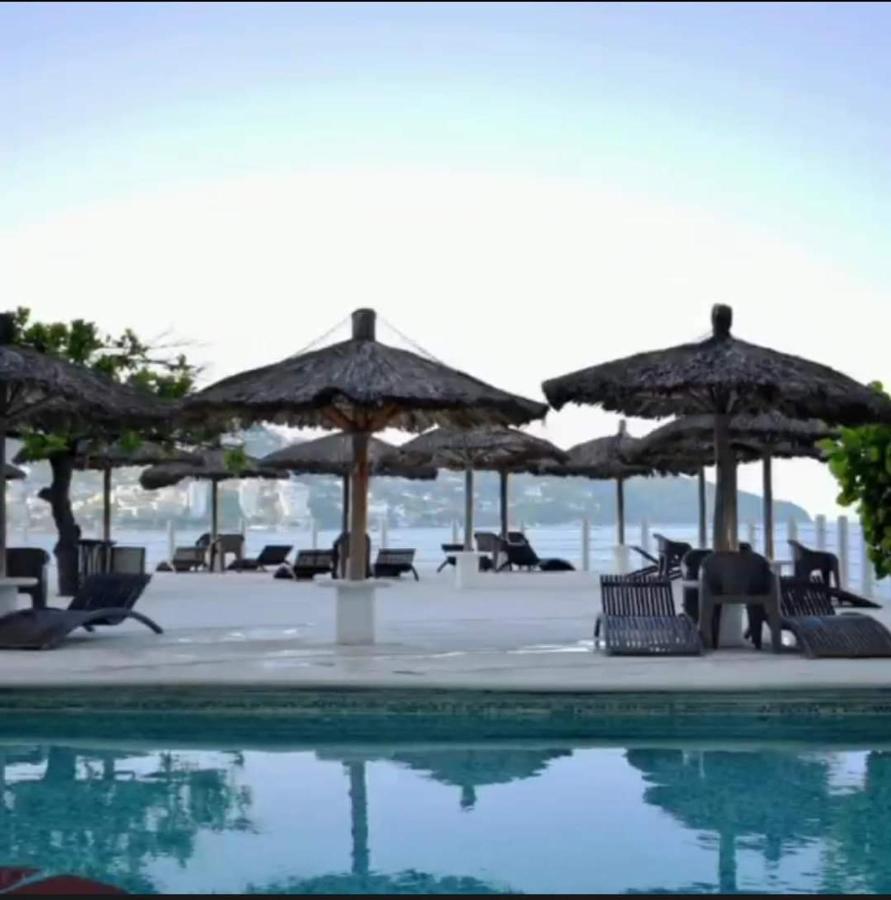 Suite En Torres Gemelas A Pie De Playa 611 Acapulco Exterior foto