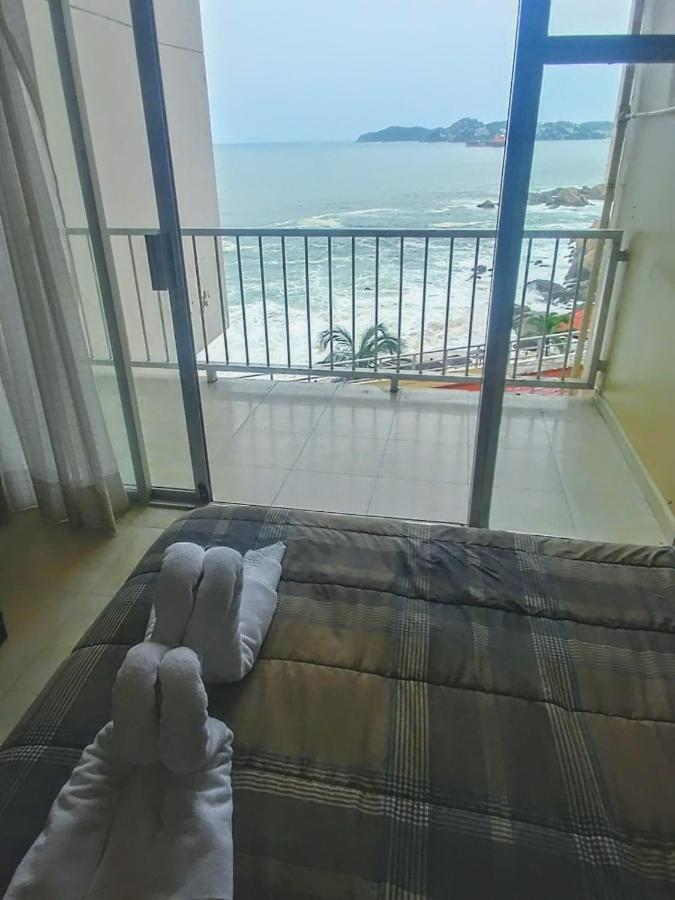 Suite En Torres Gemelas A Pie De Playa 611 Acapulco Exterior foto