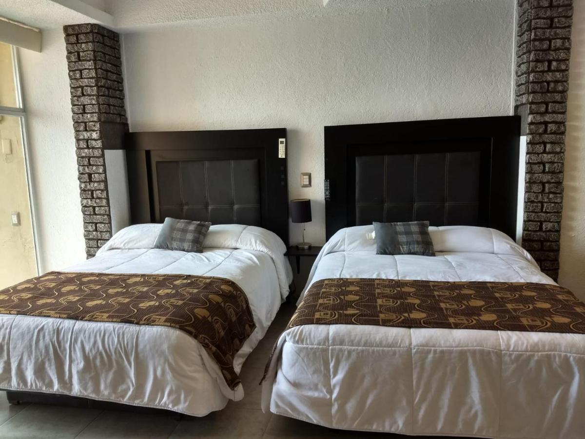Suite En Torres Gemelas A Pie De Playa 611 Acapulco Exterior foto