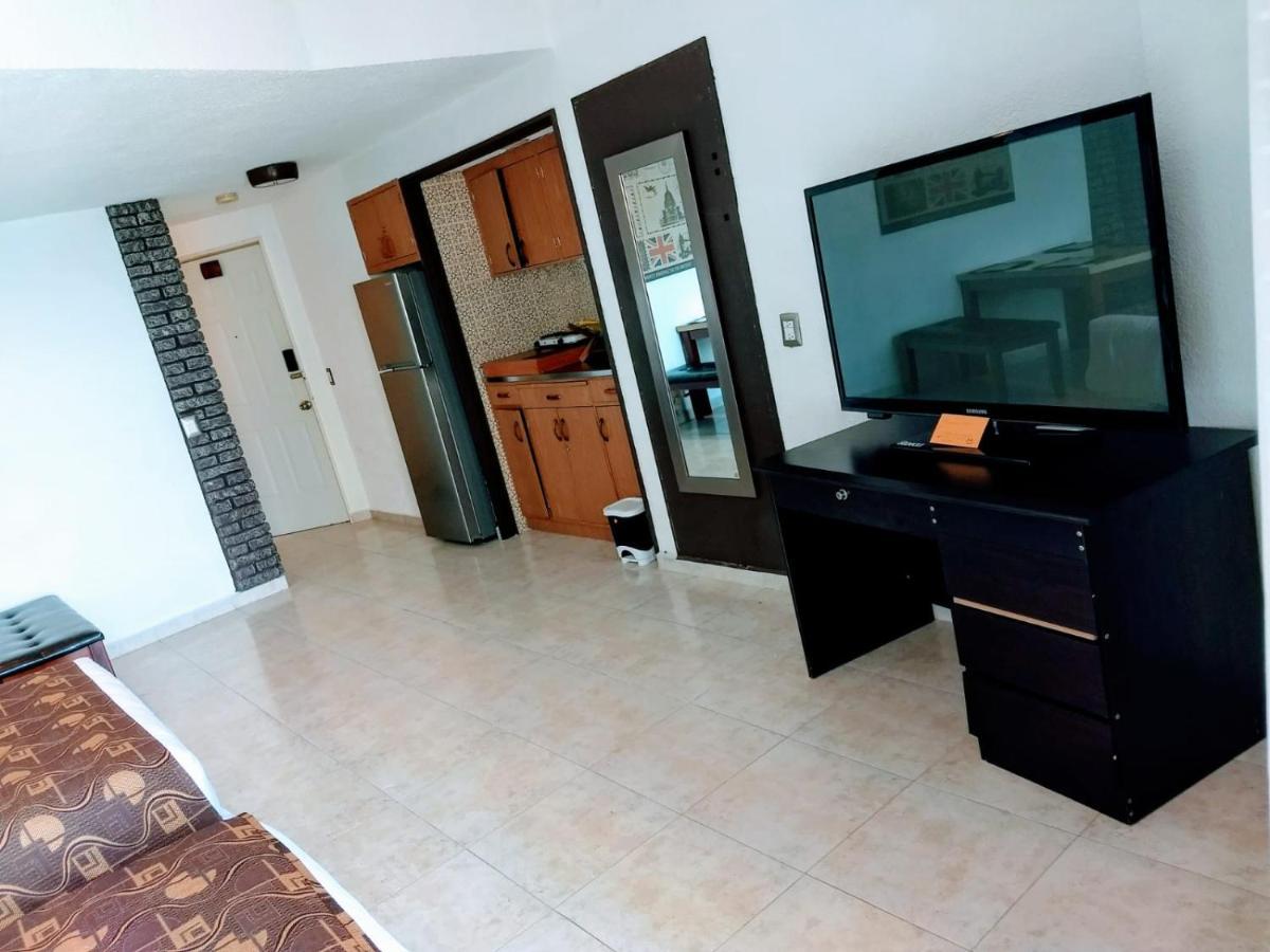 Suite En Torres Gemelas A Pie De Playa 611 Acapulco Exterior foto